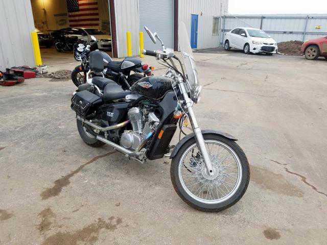 Honda VT600C (SHADOW VLX)