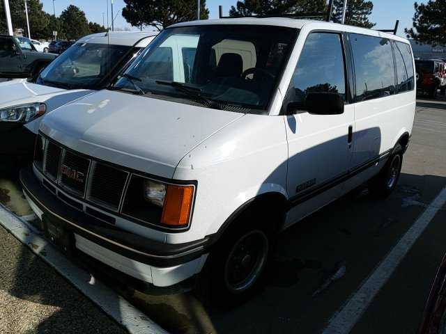 GMC Safari
