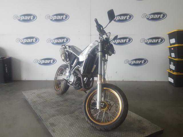 Suzuki DR-Z400S
