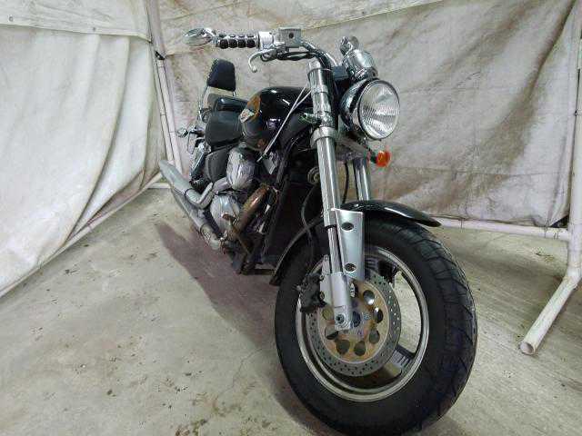 Suzuki VZ800K