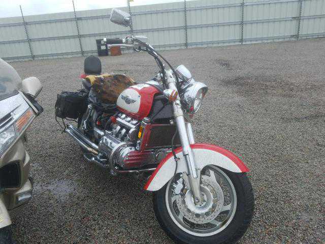 Honda GL1500C (VALKYRIE)