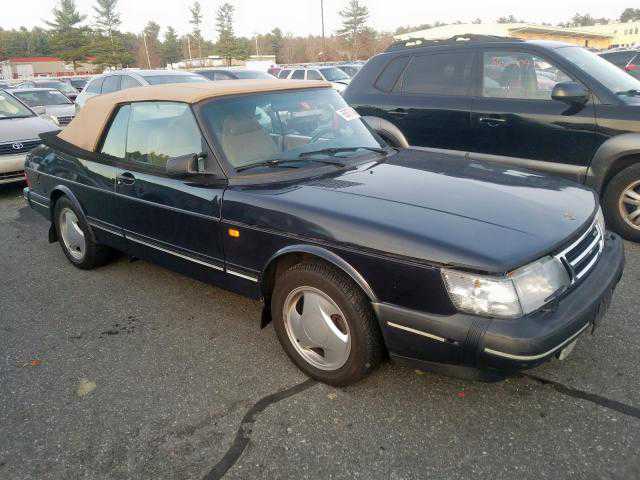 Saab 900