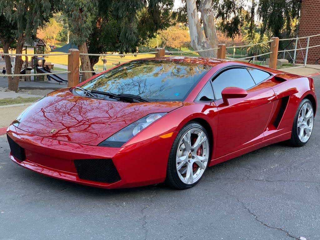 LAMBORGHINI