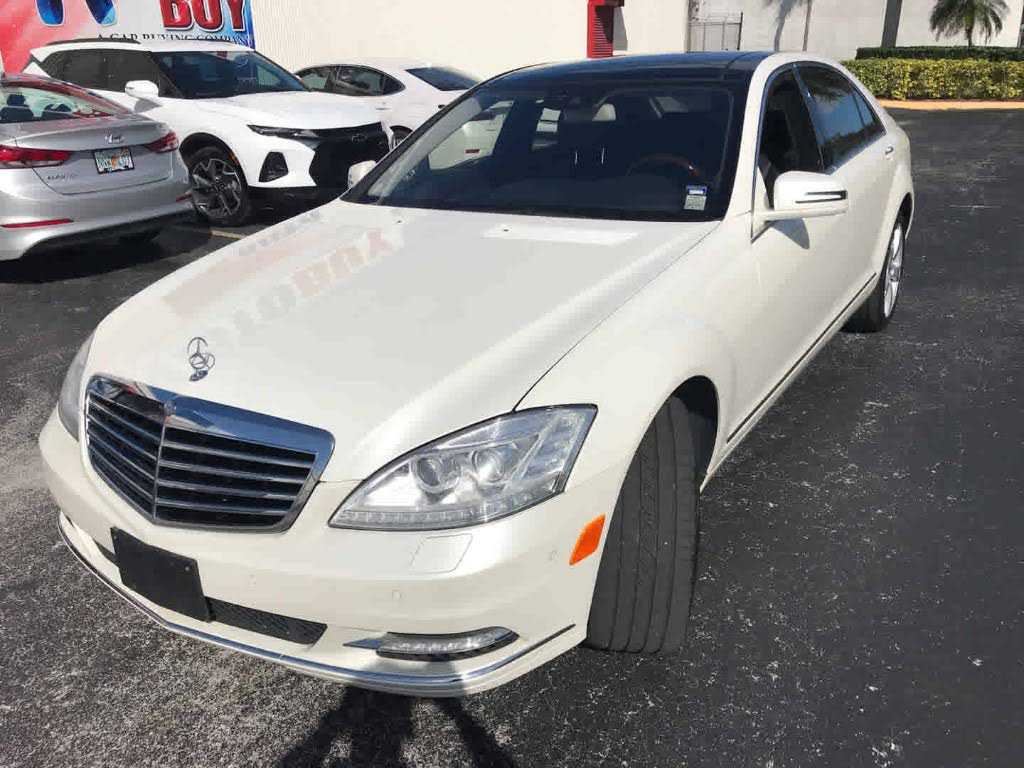 2013 Mercedes-Benz S-Class