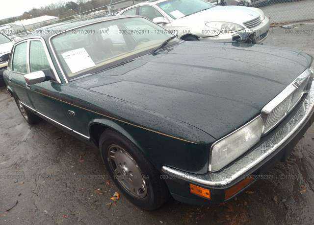 Jaguar XJ6