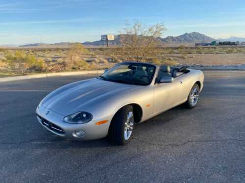 Jaguar XK8