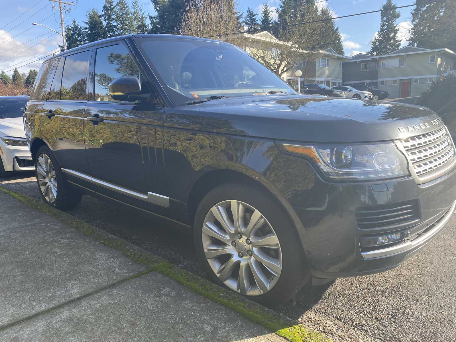 LAND ROVER