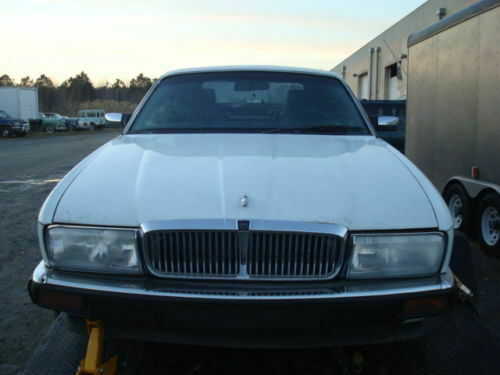 Jaguar XJ6