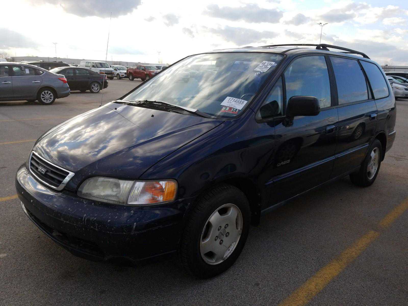 Isuzu Oasis