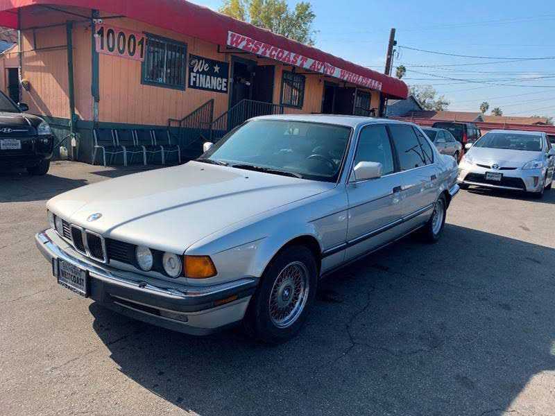 BMW 735iL