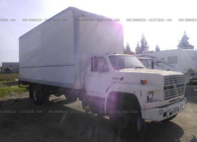 Ford F-700