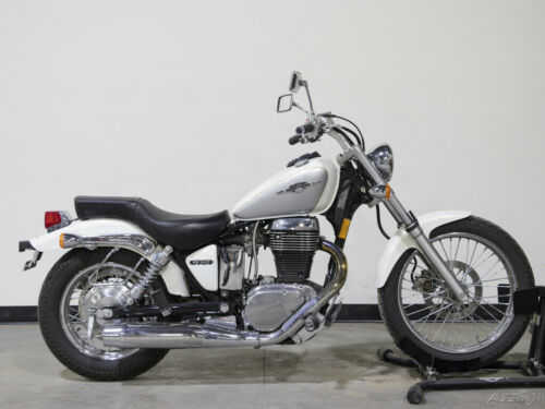 Suzuki LS650