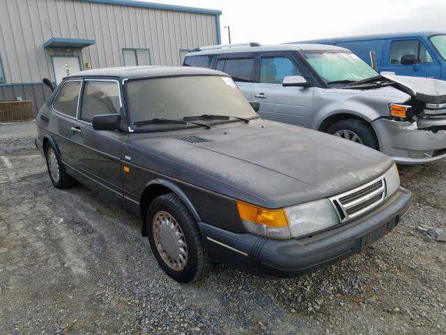 Saab 900