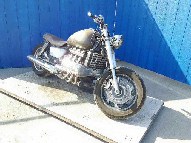 Honda GL1500CF (VALKYRIE INTERSTATE)