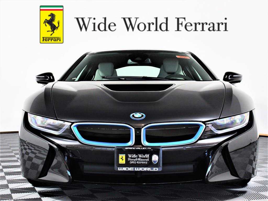 BMW i8