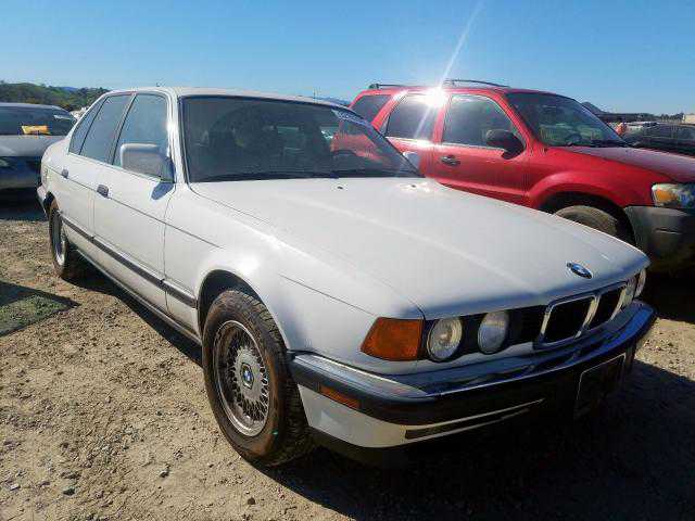 BMW 740i