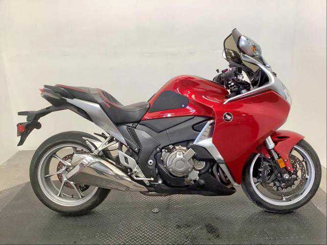 Honda VFR1200FD/VFR1200F