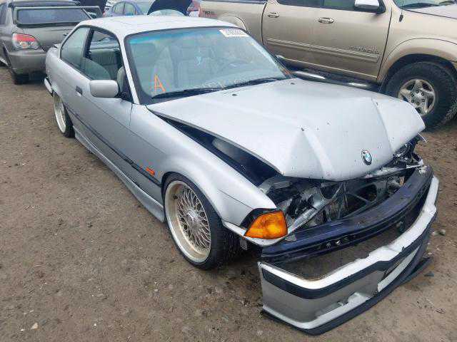 BMW 323is