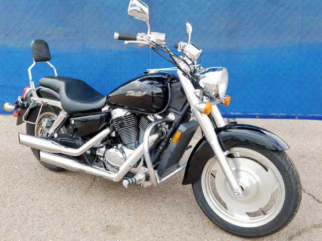 Honda VT1100C2 (SHADOW SABRE)