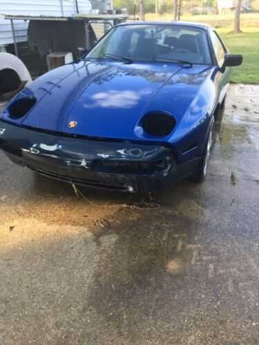 Porsche 928