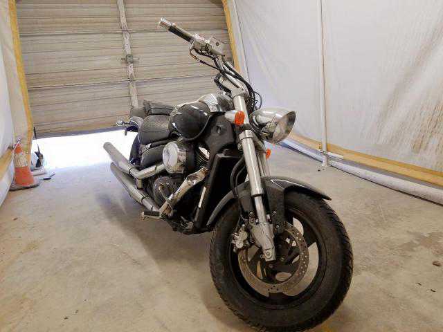 Suzuki VZ800