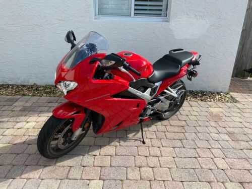 Honda INTERCEPTOR