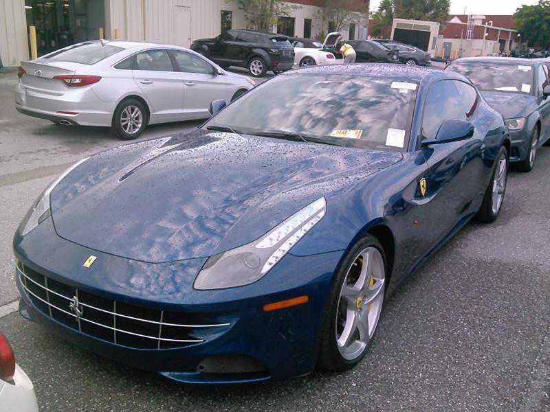 Ferrari FF