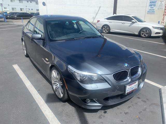 BMW 550i