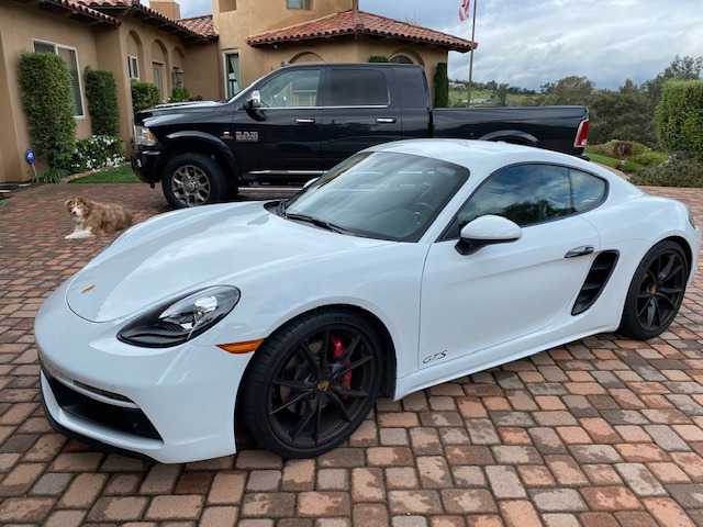 PORSCHE