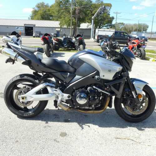 Suzuki GSX1300BKA