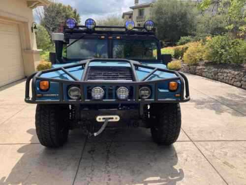 HUMMER H1