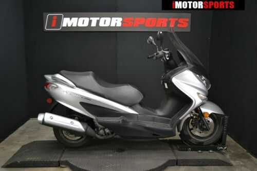 Suzuki UH200L