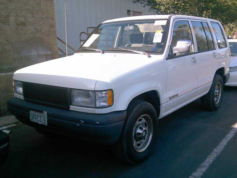 Isuzu Trooper