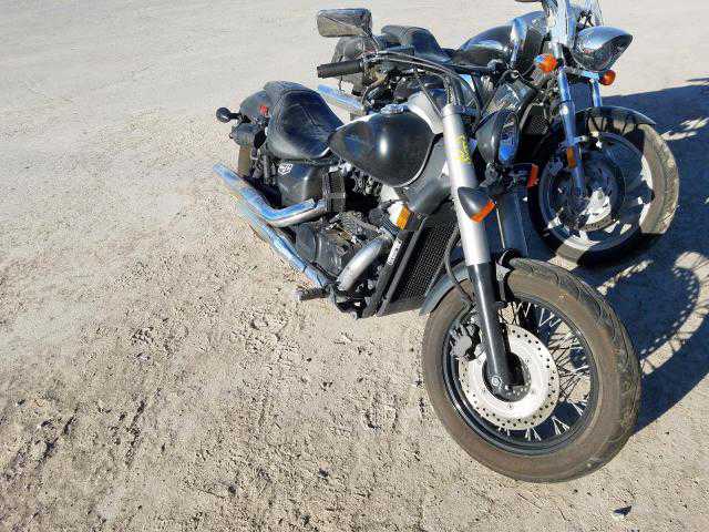 Honda VT750 (Shadow Phantom)