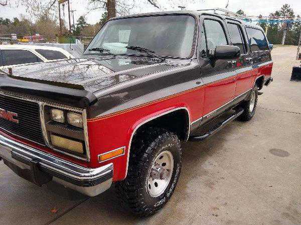 GMC Suburban