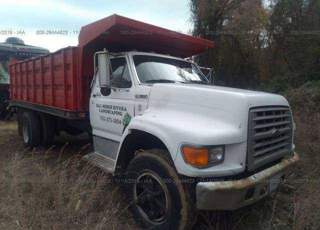 Ford F-700