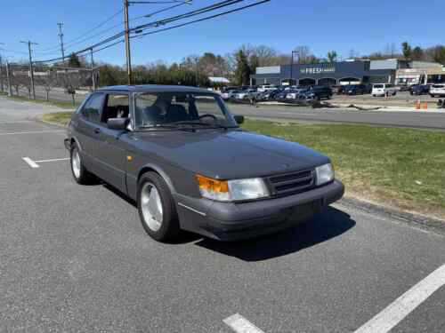 Saab 900