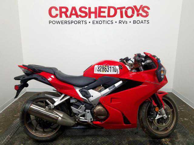 Honda VFR800F (INTERCEPTOR)