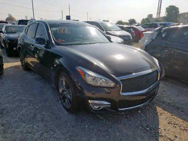 Infiniti Q70