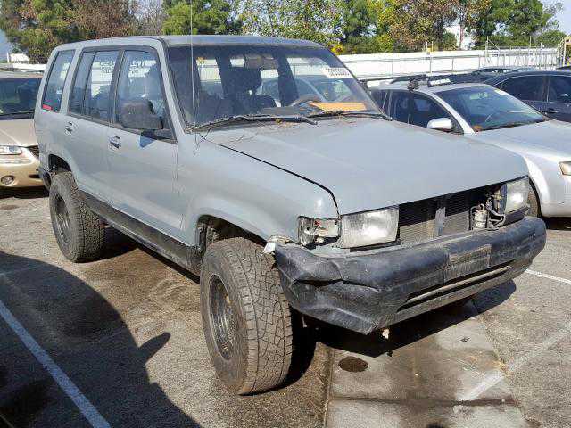 Isuzu Trooper