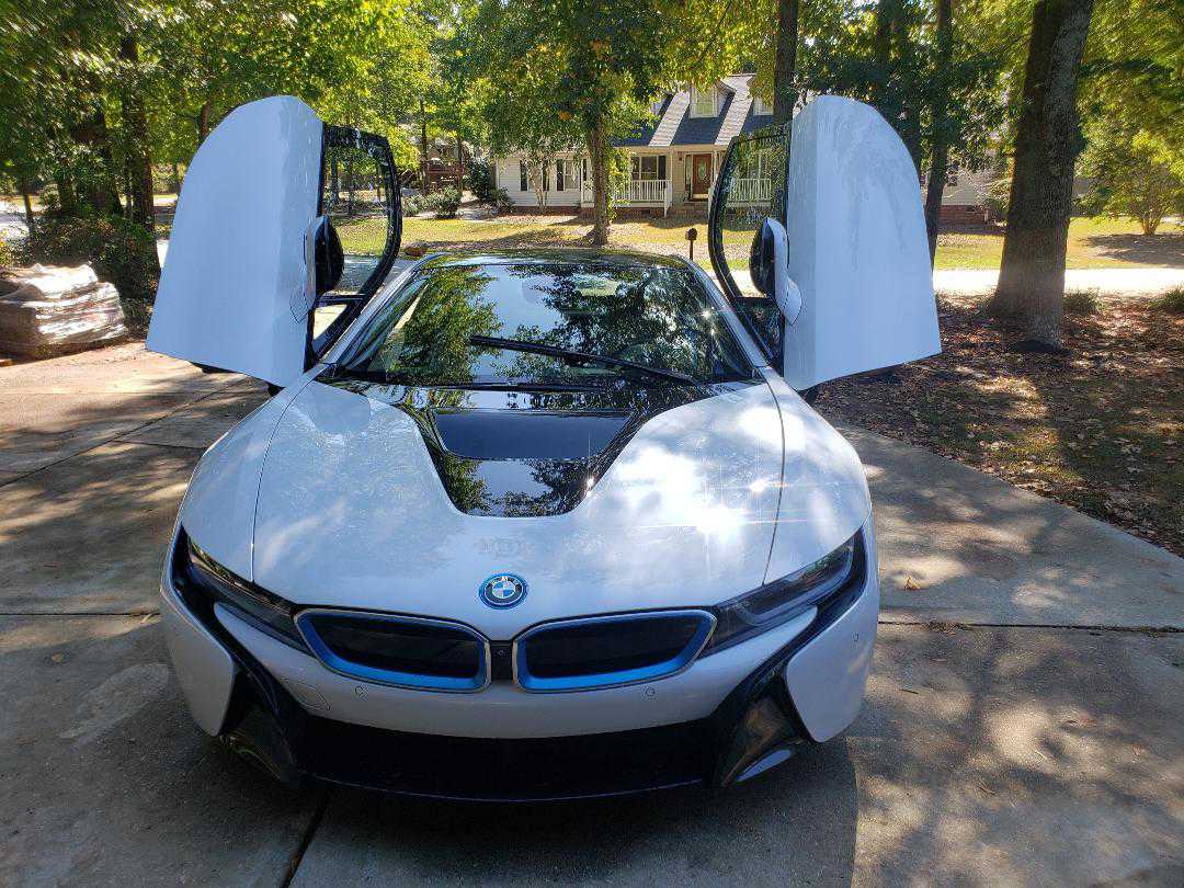 BMW i8