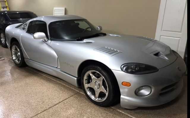 Dodge Viper