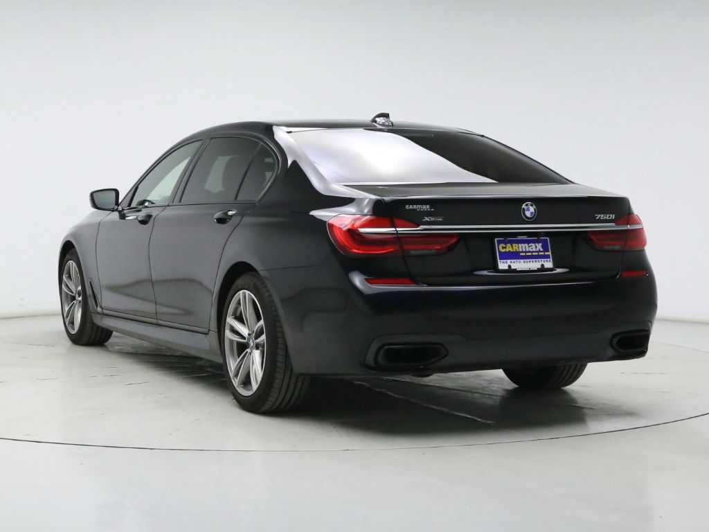 2017 BMW 750i / B7