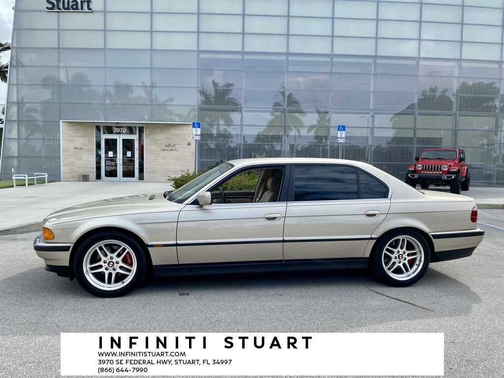BMW 740Li