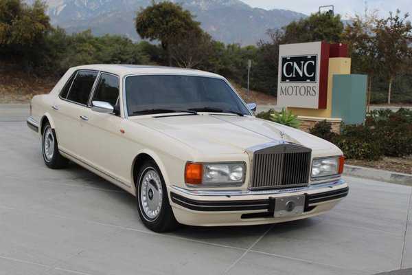 Rolls-Royce Silver Spur