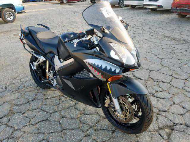 Honda VFR800A (INTERCEPTOR)
