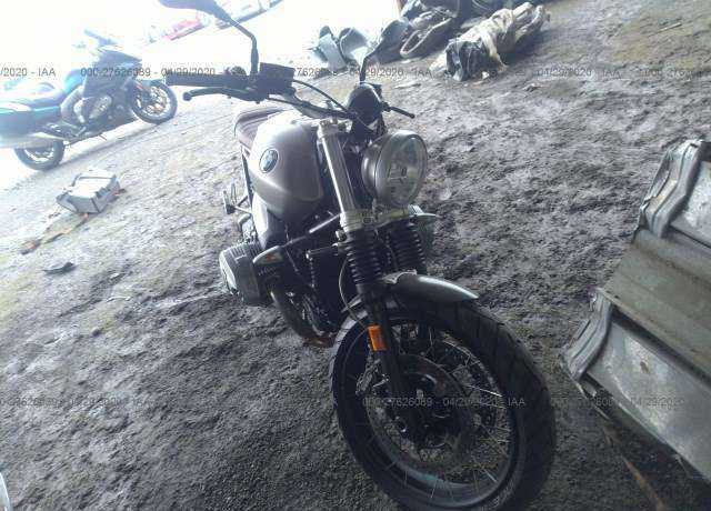 BMW R nineT