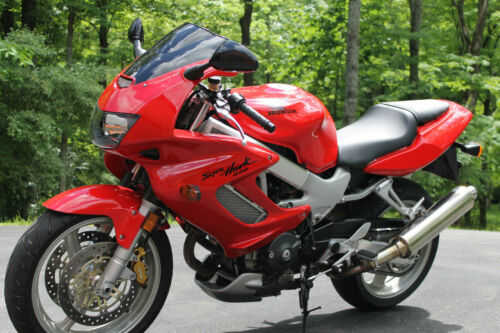 Honda VTR1000F (SUPERHAWK)