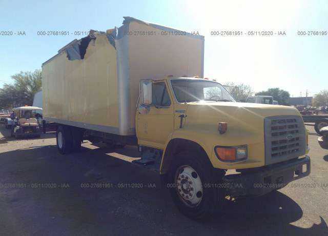 Ford F-700