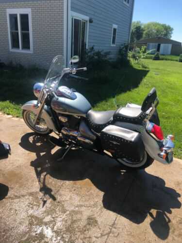 Suzuki VL800CL/VL800L/VL800TL